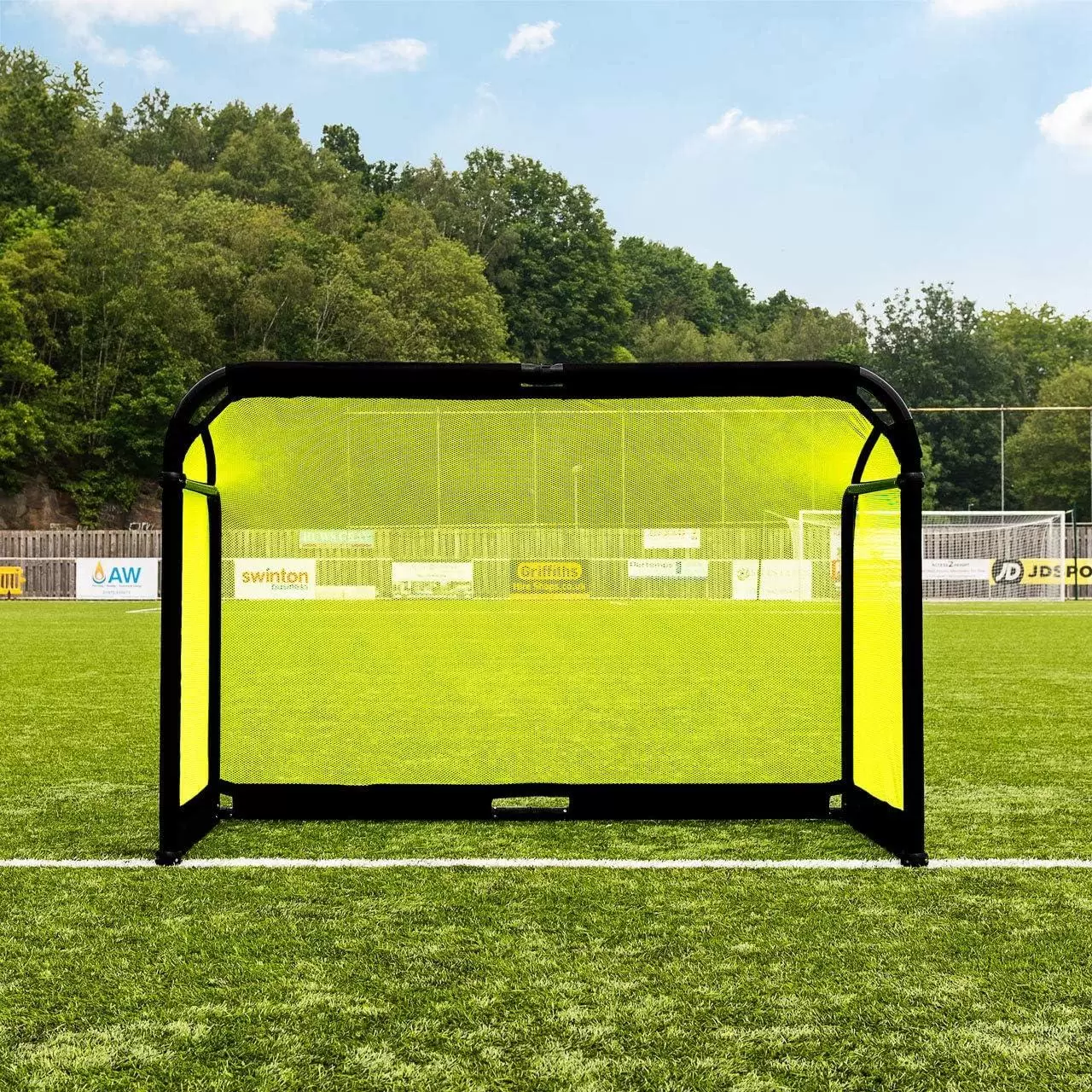 مرمى كرة قدم قابل للطي مصنوع من أنابيب الألومنيوم